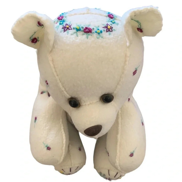 HANDSTITCHED fawn coloured felt embroidered teddy bear. - Picture 4 of 7